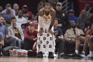 JR:NBA球员心凉,心理治疗费用本应联盟承担,他们却毫不在意
