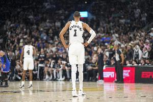 1-2落后仍属关键战！队记：马刺G4无伤病情况 全员均可出战