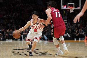 媒体人透露：河村勇辉曾与多支CBA球队交流，表达加盟CBA意愿