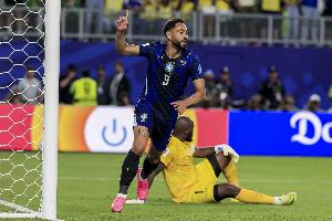 太阳报：库尼亚成06年后巴西最耀眼世界杯9号，三场比赛独进三球