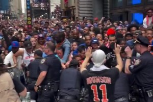 纽约警察快顶不住了！