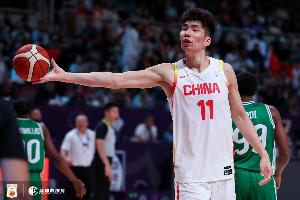 媒体人：毕尔巴鄂体育总监确认 余嘉豪下赛季将续租打球