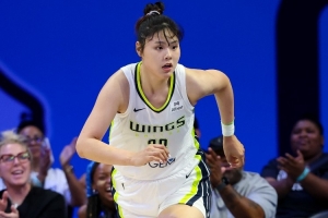飞翼84：99负于王牌，李月汝替补登场7分钟，4投2中收获5分1篮板1助攻